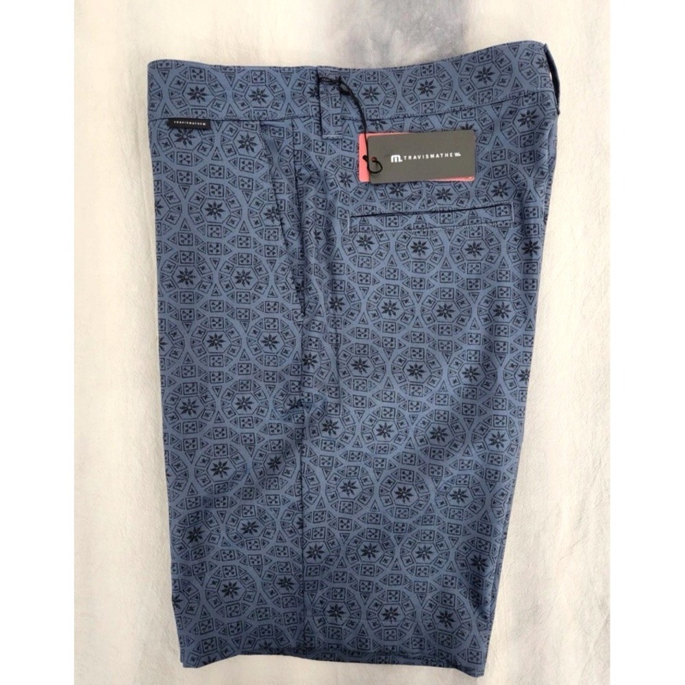 Travis Mathew Mens Shorts Beyond The Limits Mood Indigo/Vintage Indigo Sz 32 NEW
